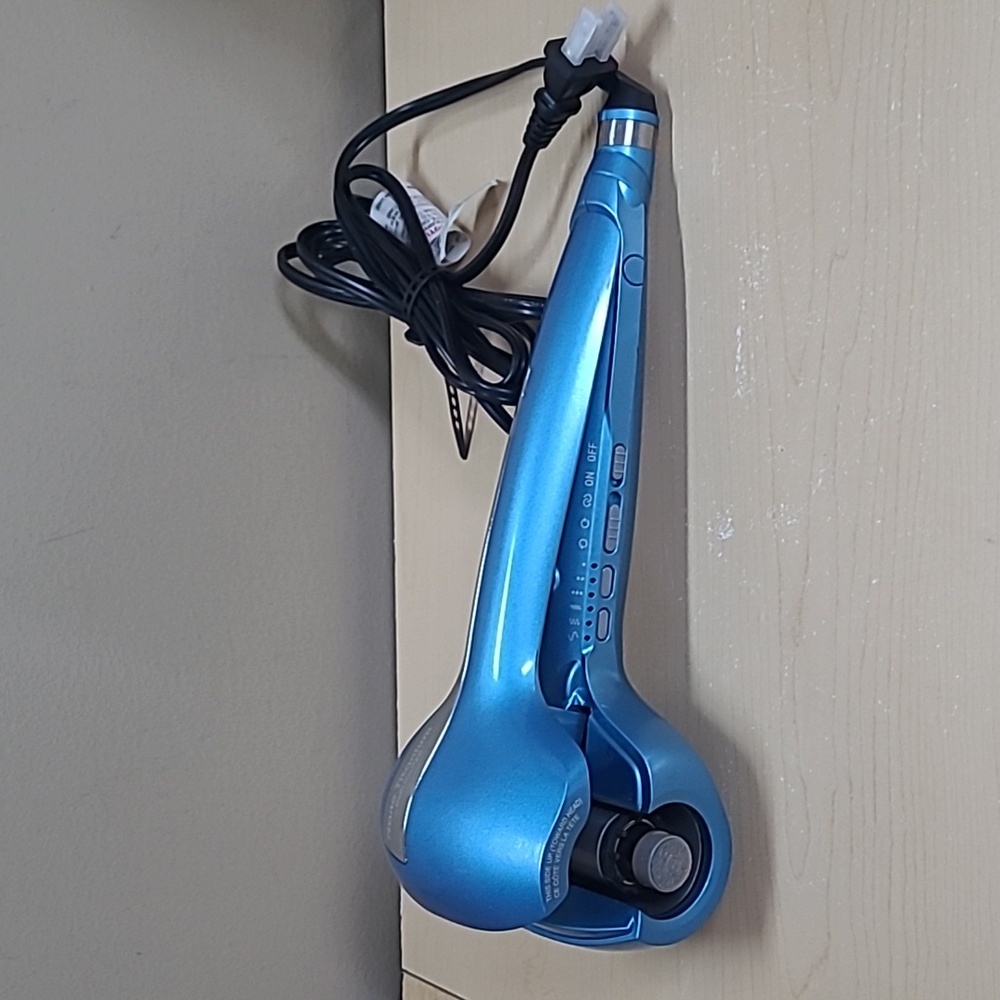 BaBylissPRO NANO TITANIUM Miracle Curl Professional Curl Machine Like New